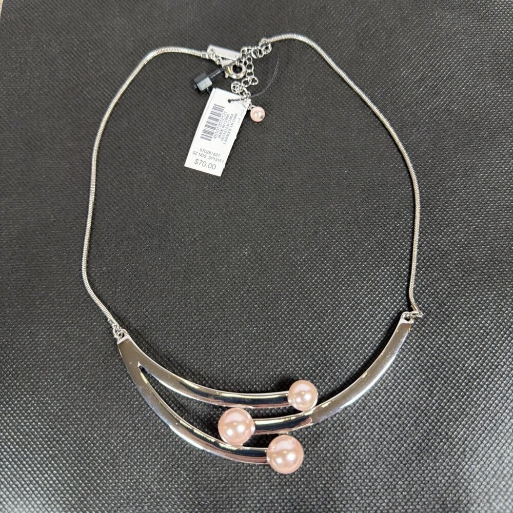NWT White House Black Market Bib Necklace Goddess Pink Faux Pearl Silver Tone - Picture 1 of 13
